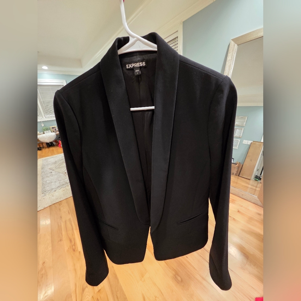 Express Structured Blazer - Picture 2 of 6